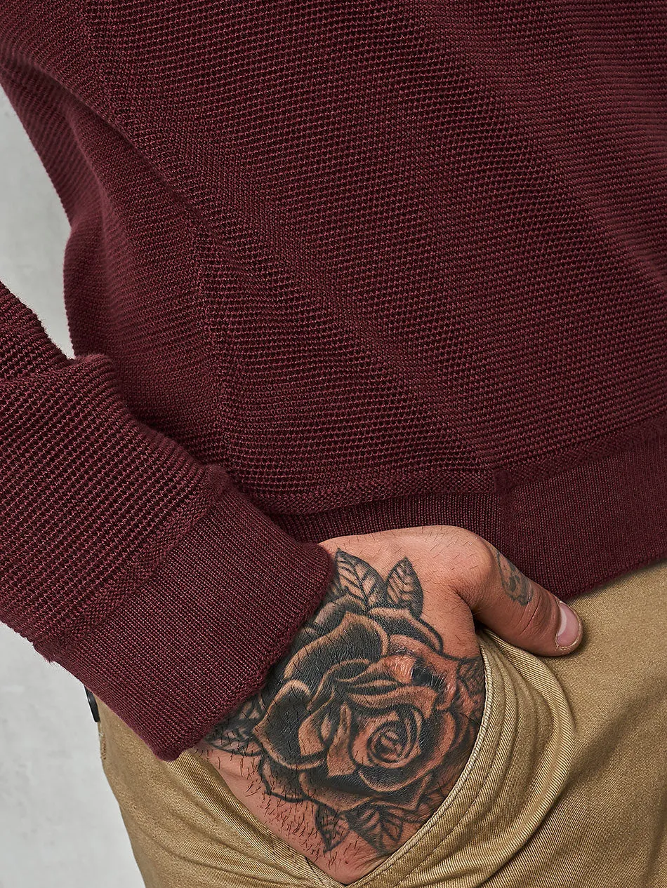 BURGUNDY LONG SLEEVED TEE