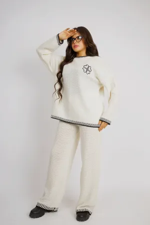 Cozy Knitwear Set With Intricate Edge Design - Off White