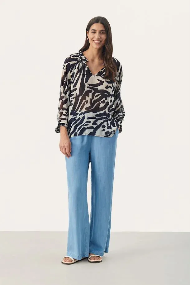 ELSIAPW BLOUSE "Dark Navy Brush Print"