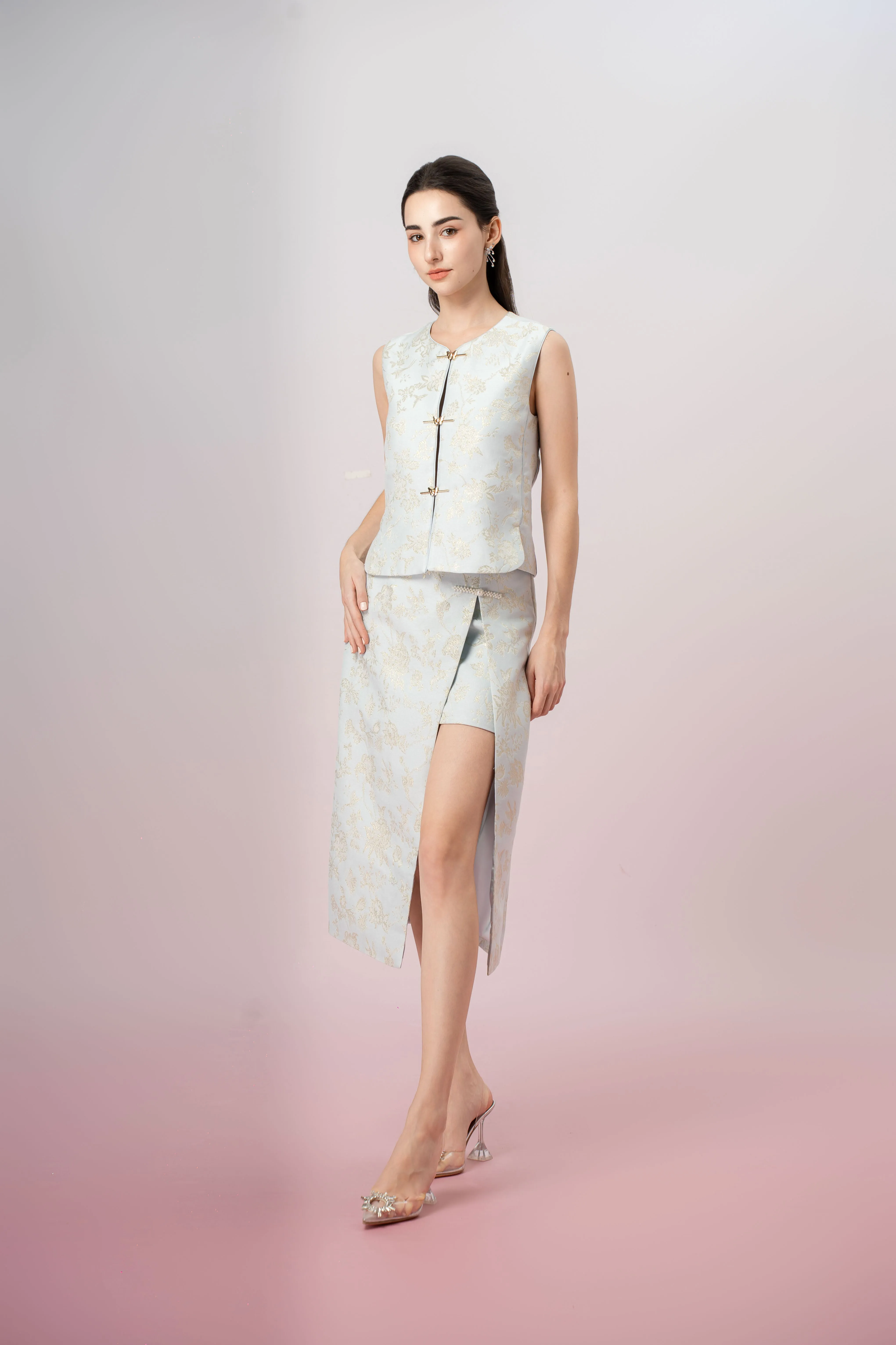 Gabrina Light Blue Butterfly Knot Sleeveless Jacket
