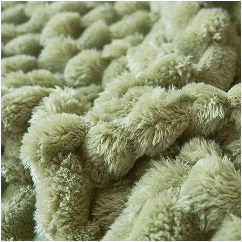 TheWellBeingSoft Fluffy Throw Blanket - Winter Comfort for Sofa & Bedroom